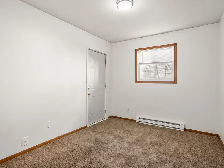 1007 Jackson St — Photo 15