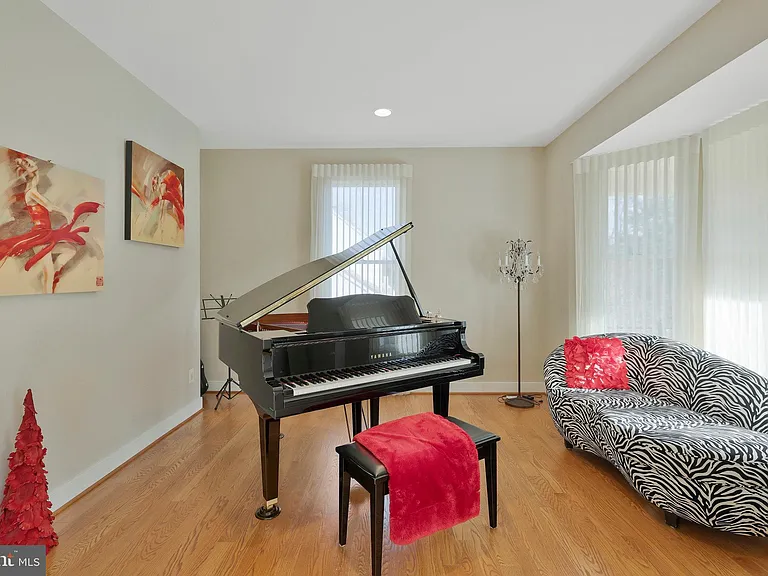 5922 Chesterbrook Rd — Photo 12