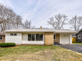 6729 Sunset Dr, Coloma, MI 49038