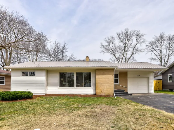 6729 Sunset Dr, Coloma, MI 49038