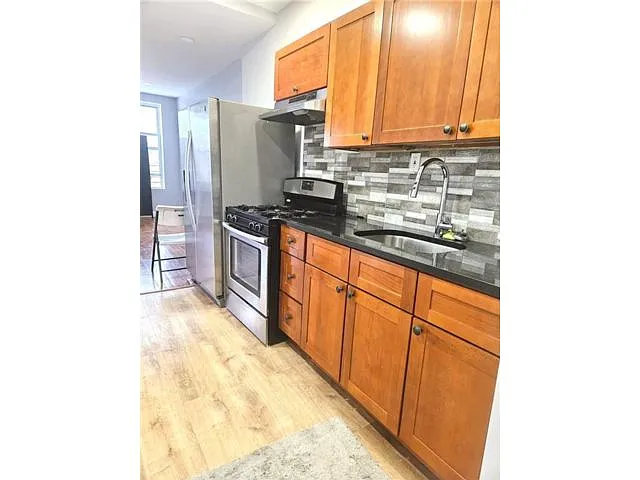 106 Newport St APT 2F photo 1