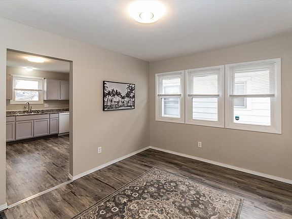5th image of 4017/4019 E 11th St
