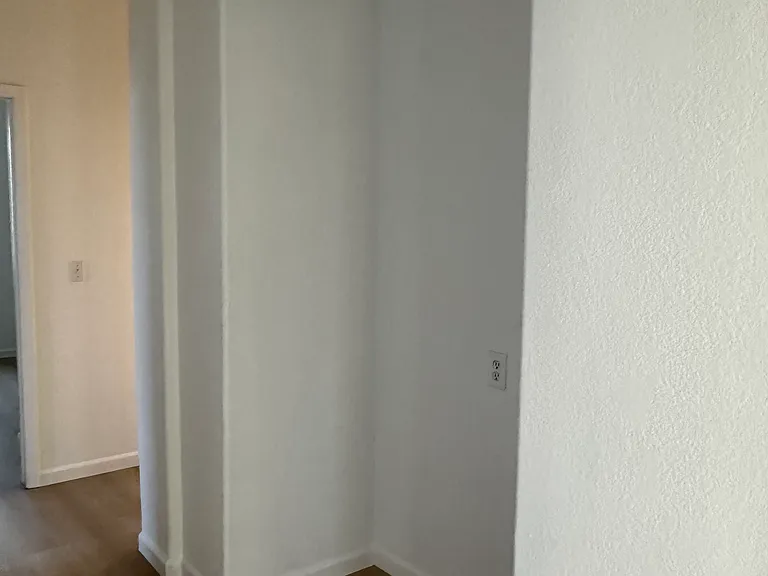 7464 Shelby St — Photo 10