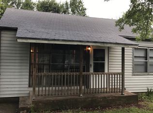 834 SE 33rd St, Topeka, KS 66605