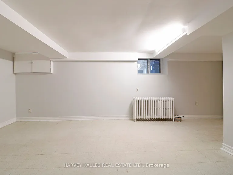 156 Gillard Ave #BASEMENT — Photo 11