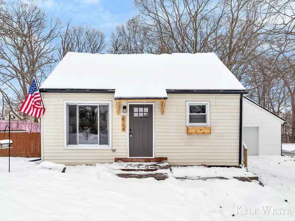 2728 Cornelia Ave NW, Grand Rapids, MI 49544