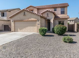 490 E Quentin Ln, San Tan Valley, AZ 85140