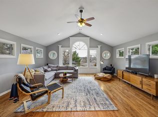 3939 River Oaks Dr, Des Moines, IA 50312