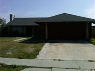 9562 Linden Ave, Bloomington, CA 92316