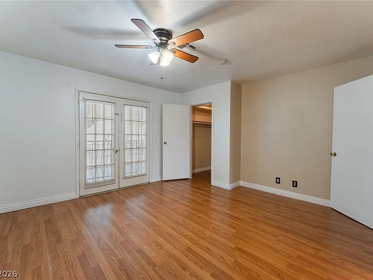 7084 Burcot Ave #J21 — Photo 19