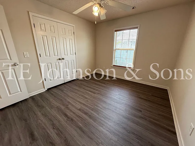 3761-301 Holmes Creek Pl — Photo 11
