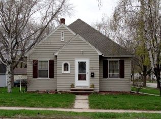 725 N Henry St, Green Bay, WI 54302