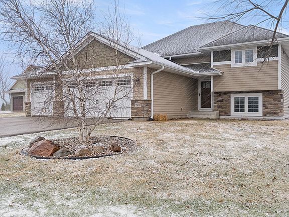 3rd image of 2909 Hanson Ct