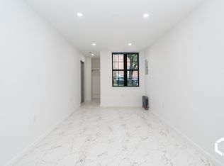 93-04 177th St #1, Jamaica, NY 11433