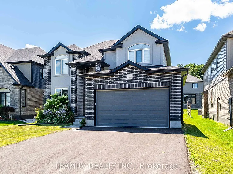 382 Masters Dr — Photo 3