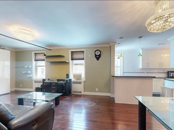 94-10 64th Road image 2 of 16