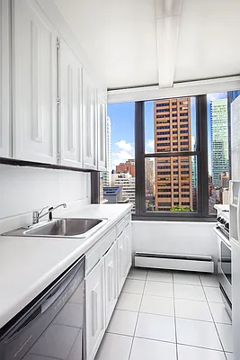 Sold by Stribling | media 5