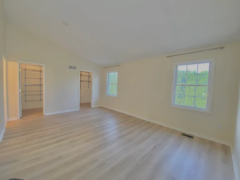 1291 Mohr Cir — Photo 15