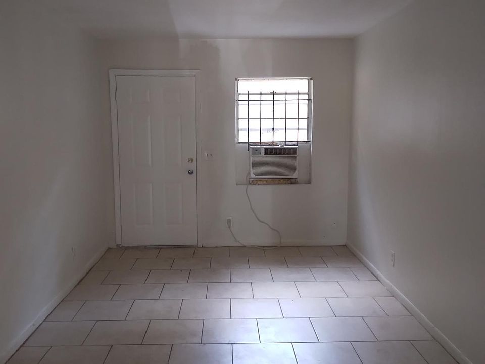 1st image of 404 E 27th St