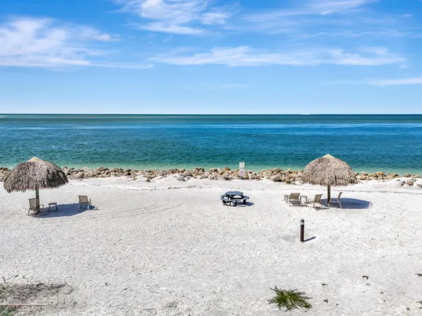 1080 S Collier Blvd APT 305, Marco Island, FL 34145
