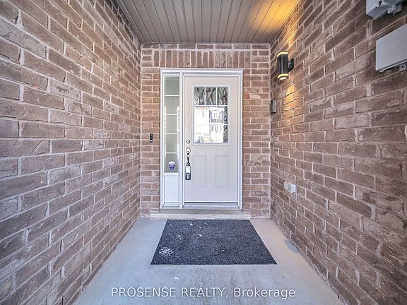 4th image of 28 Mercedes Rd