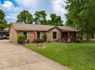 211 Davis Park Dr, Smyrna, TN 37167