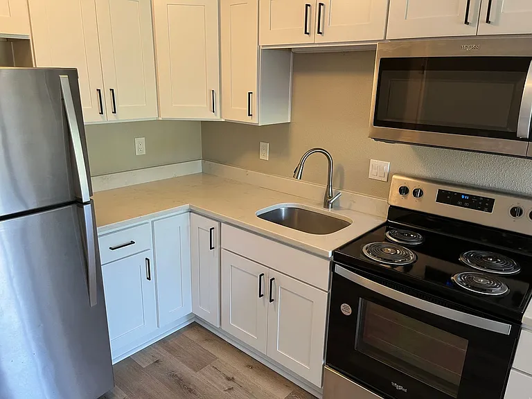 Park Hamlin - 2323 SE Harrison — Photo 59