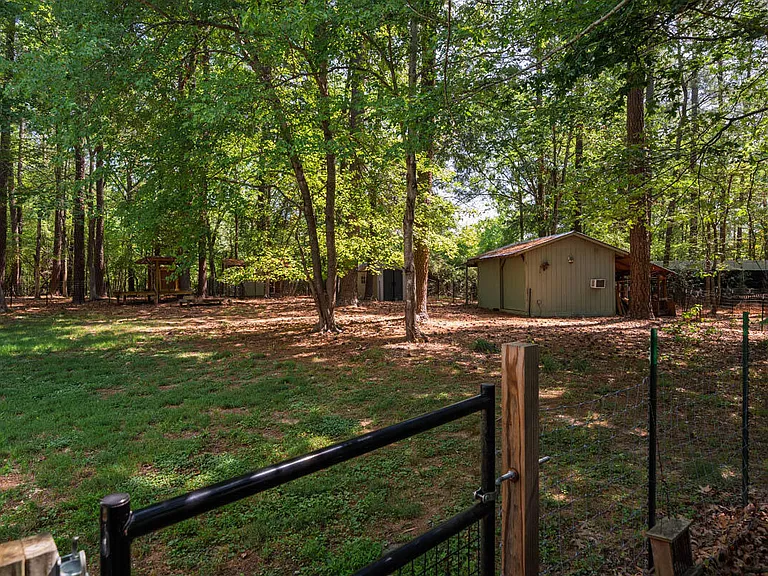 7 Twin Lakes Dr — Photo 43