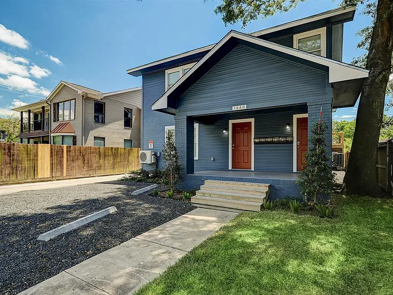 1448 Pearson St #2 — Photo 2