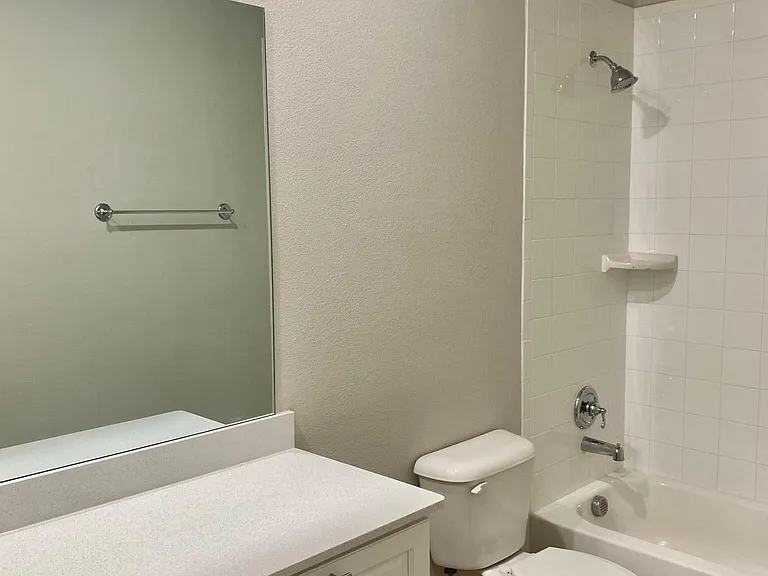2258 Templin Ave — Photo 10