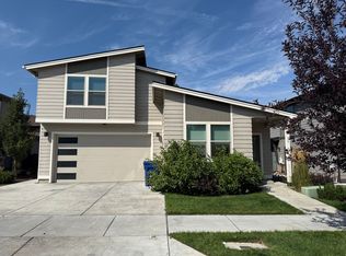 55 NE Cessna Dr #2, Bend, OR 97701