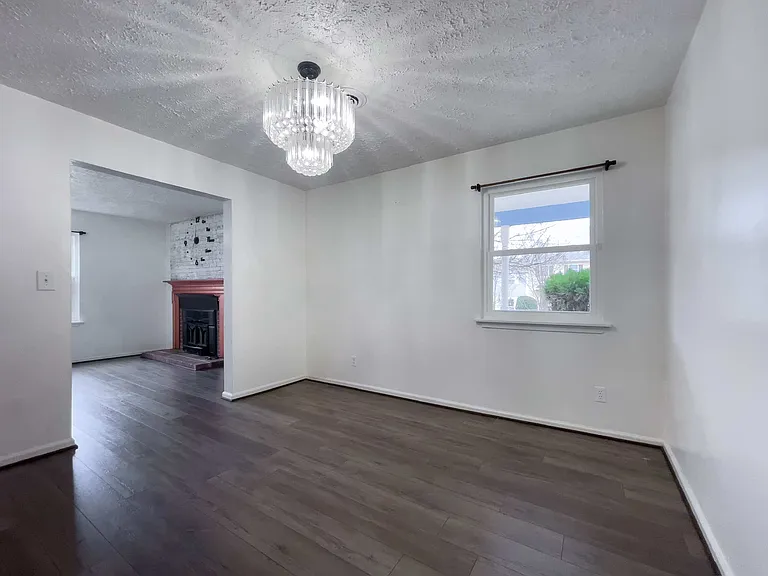 625 Bailey Rd — Photo 11