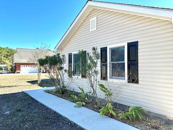 66 Hathcock Rd, Apalachicola, FL 32320