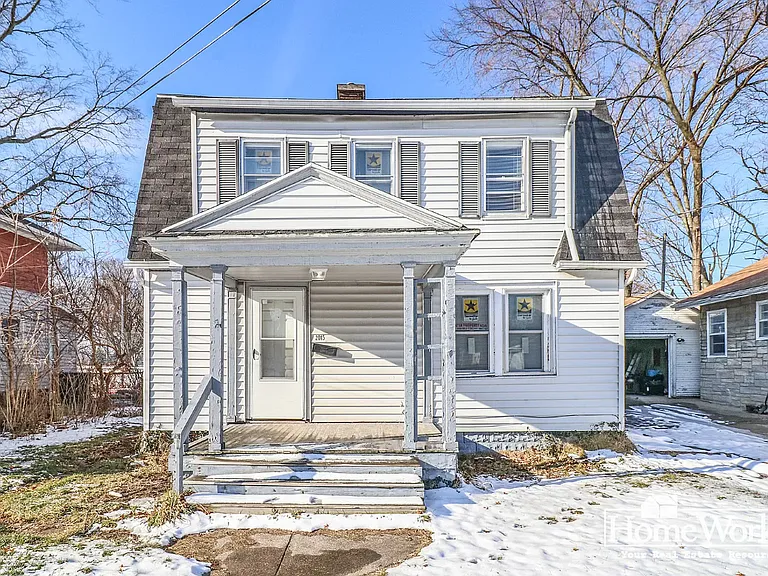 2015 High St — Photo 1