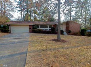 225 Wells Dr, Athens, GA 30606