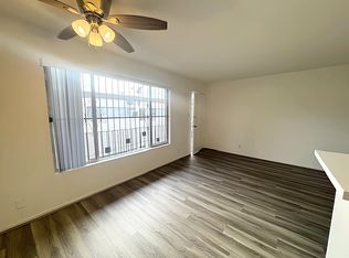 2615 Chariton St #8, Los Angeles, CA 90034