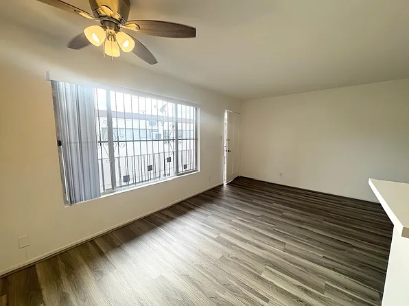 2615 Chariton St #8, Los Angeles, CA 90034