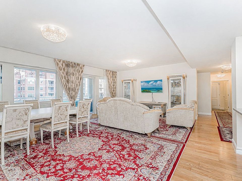 1st image of 50 Oceana Dr W APT 3D