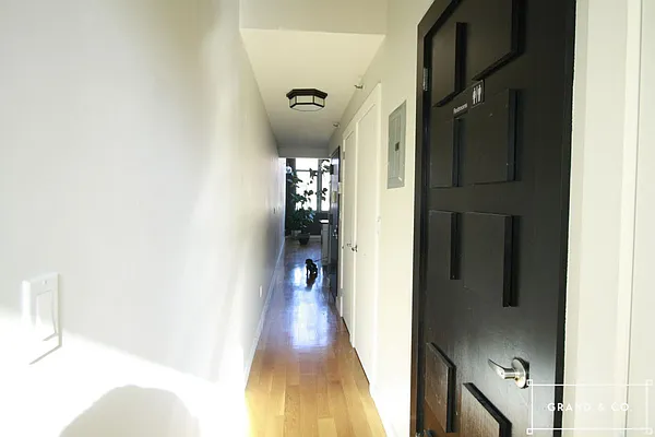 Rented by Grand & Co. | media 9