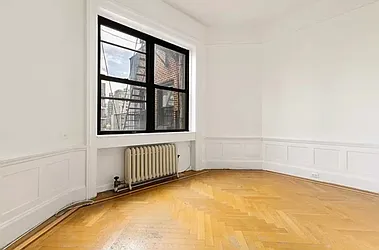 Rented by Jonis Realty