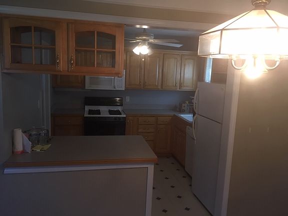2nd image of 1820 E 4th St
