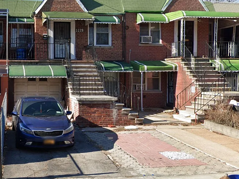 3229 Eastchester Rd — Photo 6