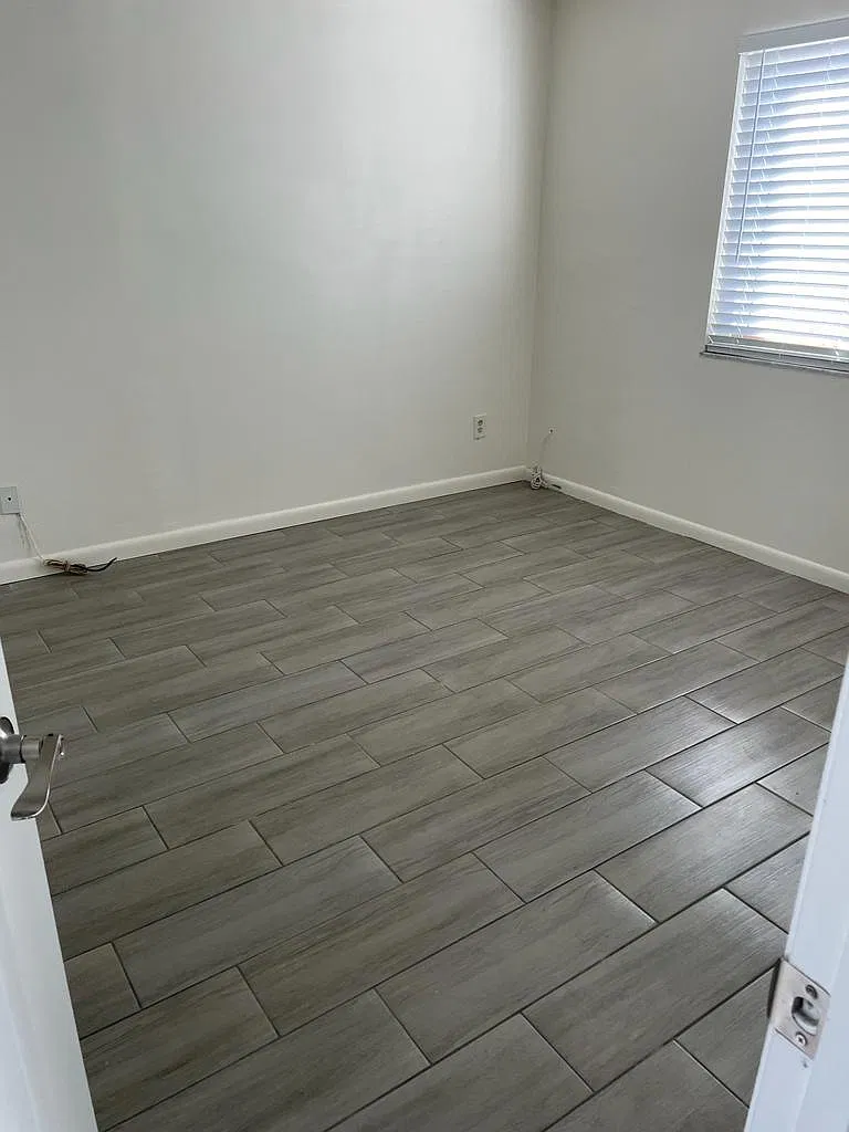 2 bed, 864 sqft, $1,500 — Photo 3