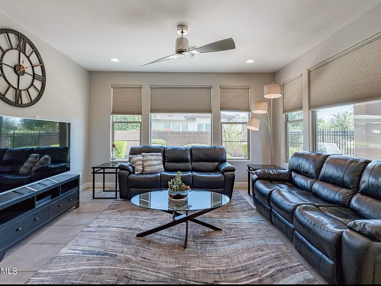 36131 N Desert Tea Dr — Photo 12