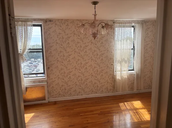 3060 Ocean Avenue image 17 of 22