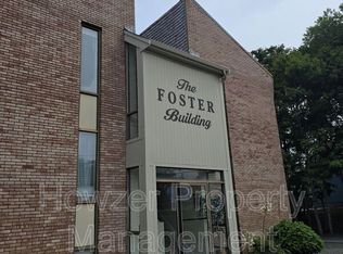 76 W Main St, Hyannis, MA 02601