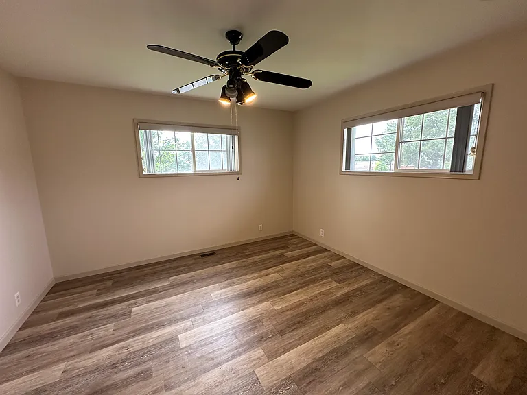 2405 SW Marshall Ave — Photo 30