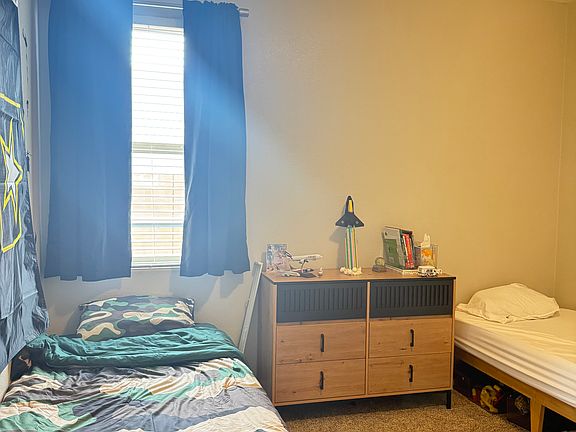 2nd image of 1734 Vista De Colinas Dr SE