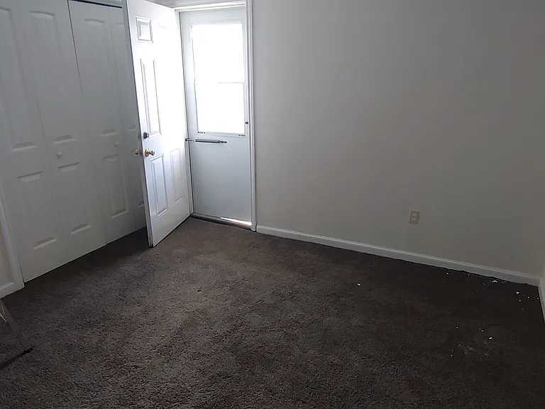 118 Oak Ridge Ave #D — Photo 17