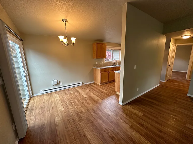4520 SE Frewing Rd #D — Photo 5